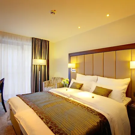 Favor Koenigsallee Hotel Dusseldorf