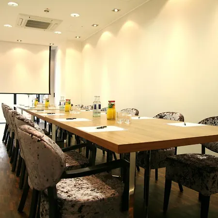 Favor Koenigsallee Hotel