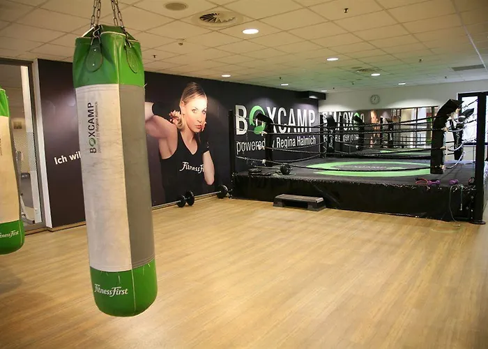 Favor Koenigsallee Hotel 4*