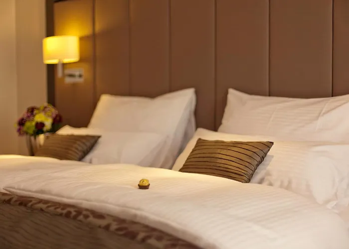 Hotel Favor Koenigsallee 4*