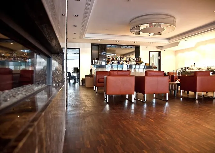 Hotel Favor Koenigsallee 4*