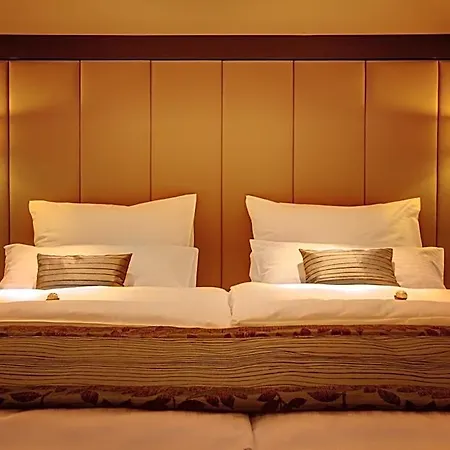 Hotell Favor Koenigsallee 4*