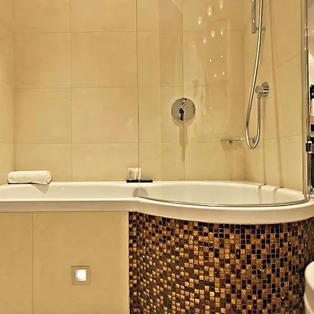 Hotell Favor Koenigsallee 4*