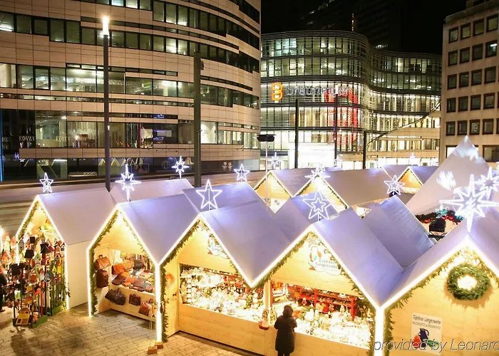 Favor Koenigsallee Отель